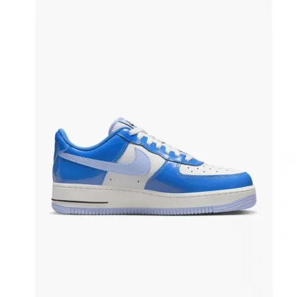 Кросівки жіночі Nike Air Force 1 07 FJ4801-400
