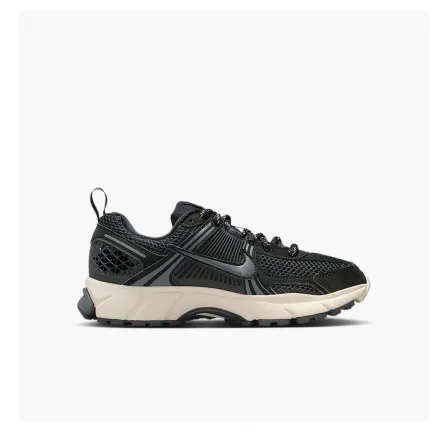 Кросівки Nike Vomero 5 IB5853-001