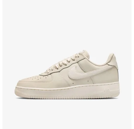 Жіночі кросівки NIKE W AIR FORCE 1 RETRO PRM IR0871-100