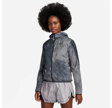 Женская ветровка NIKE W TRAIL REPEL JKT FN6853-010