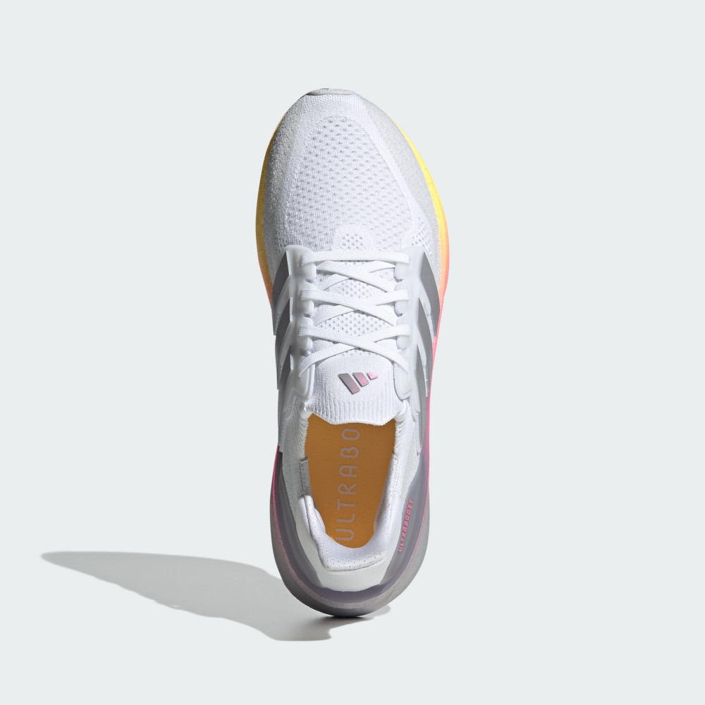 Кросівки Adidas Ultraboost 5 ID8810