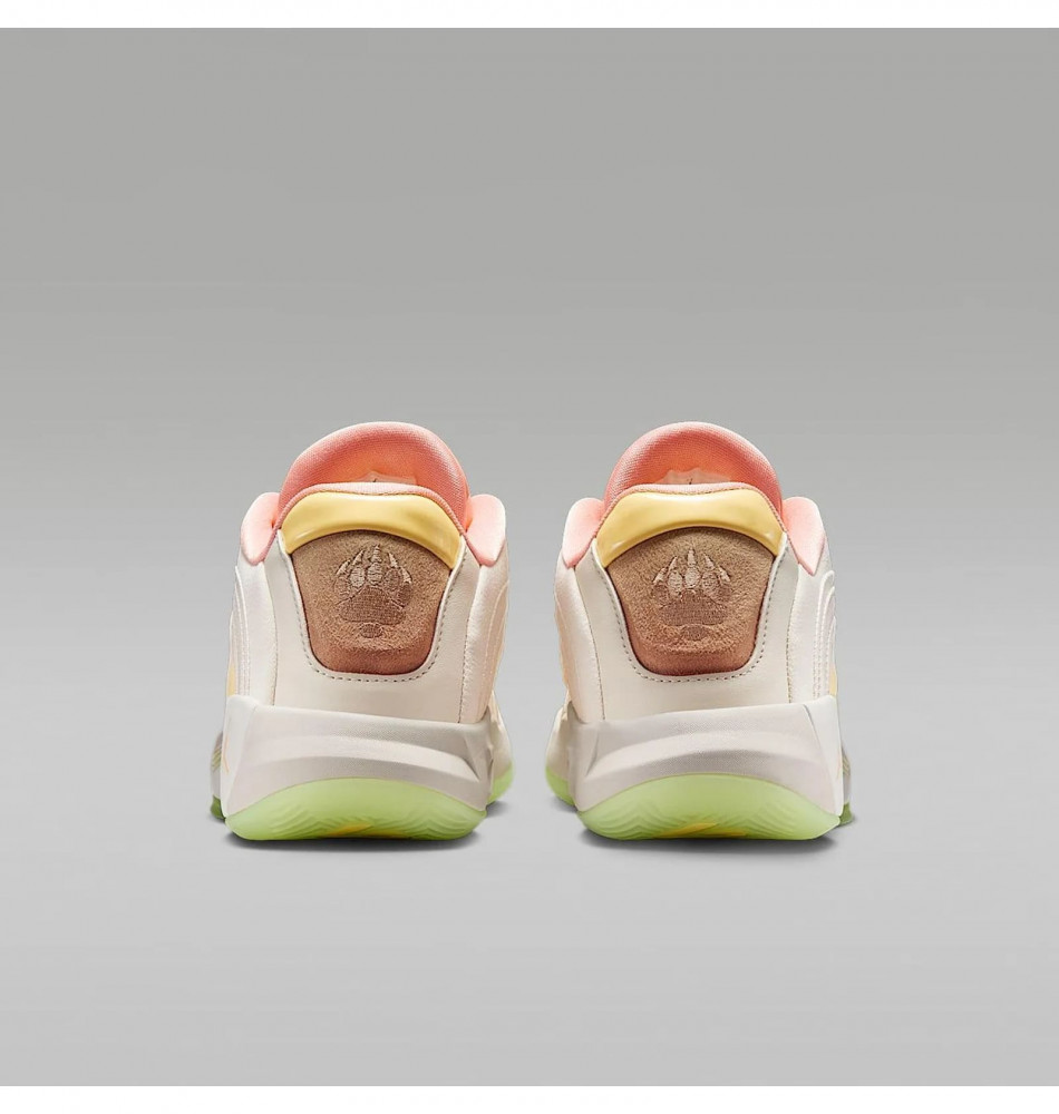 Кросівки Air Jordan Luka 4 IO0202-100_image_3