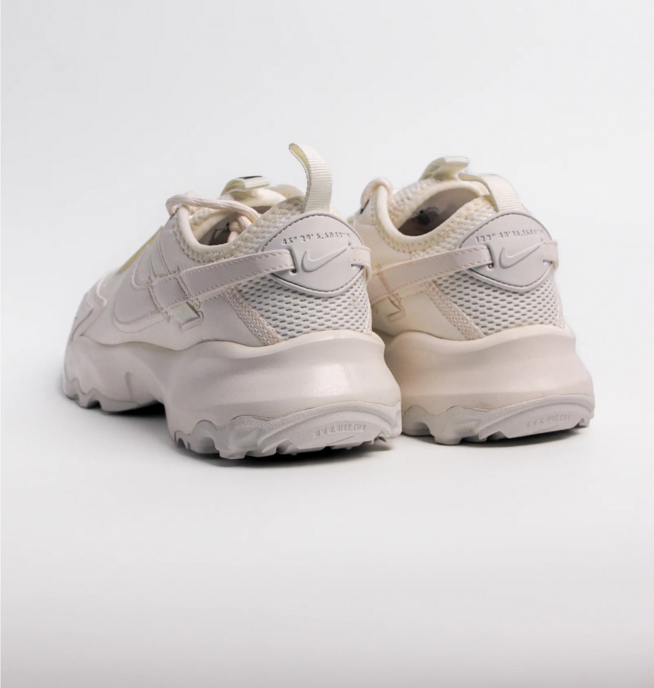 Кросівки жіночі Nike Tc 7900 White DD9682-100_image_4