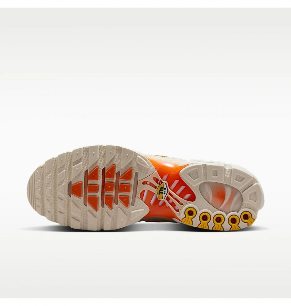 Кросівки чоловічі Nike Air Max Plus DM0032-019_image_8