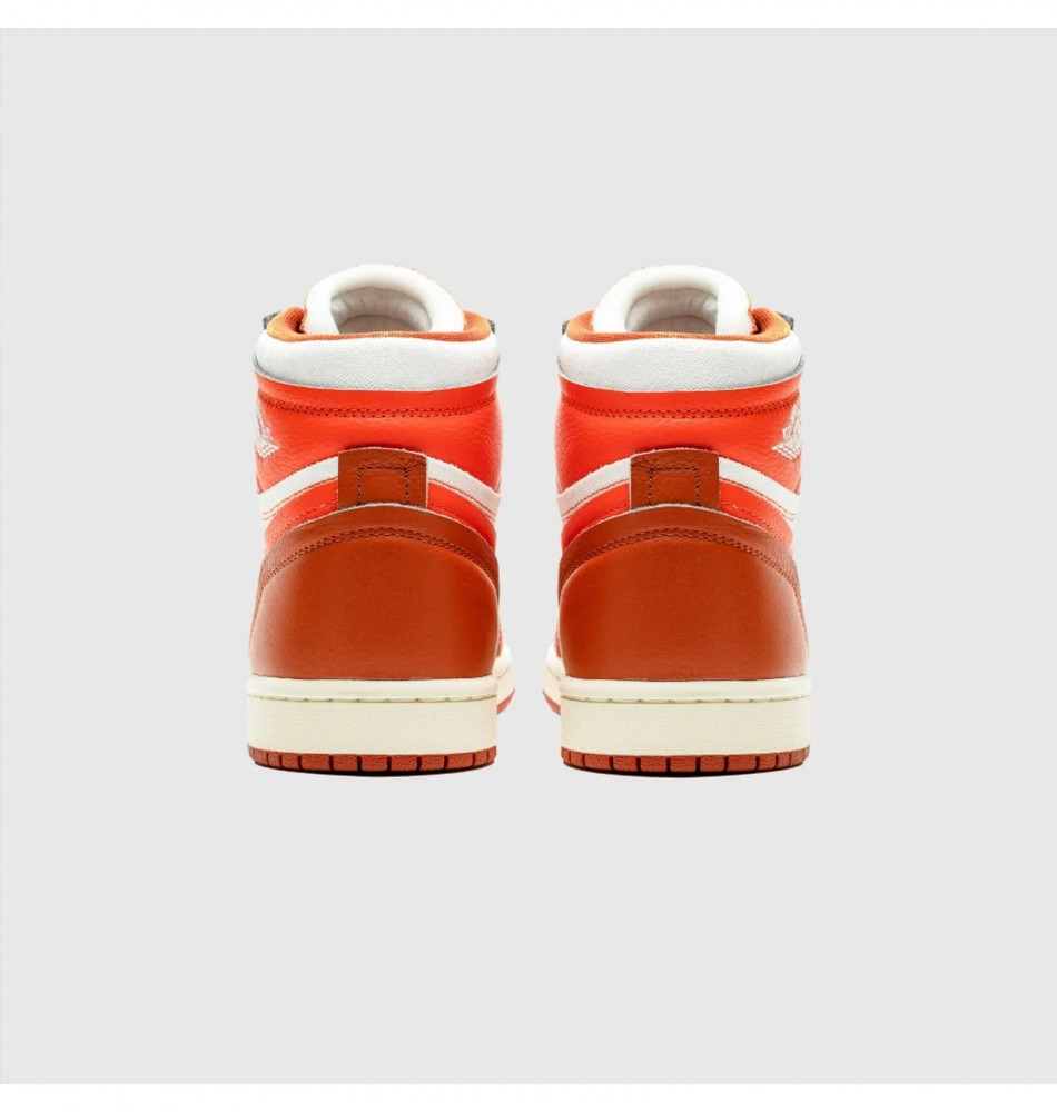 Кросівки жіночі Air Jordan Wmns 1 High Mm FB9891-800_image_3