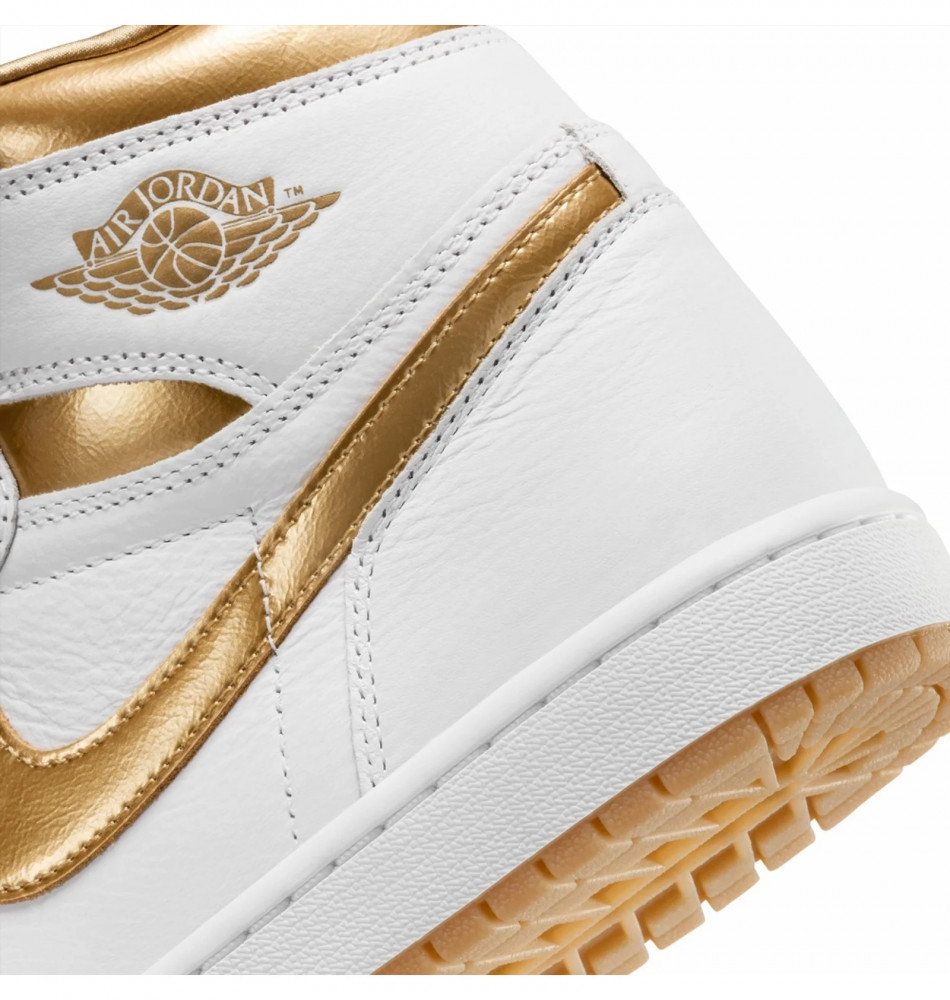 Кросівки жіночі Air Jordan 1 Retro High Og FD2596-107_image_4