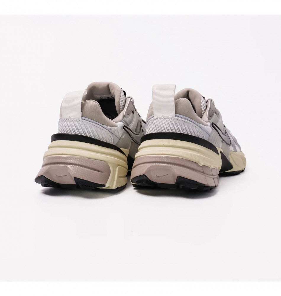Чоловічі кросівки Nike V2K Run FD0736-001 FD0736-100_image_7