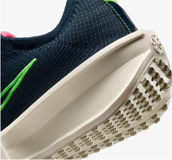 Жіночі кросівки Nike W Interact Run FD2292-403_image_5