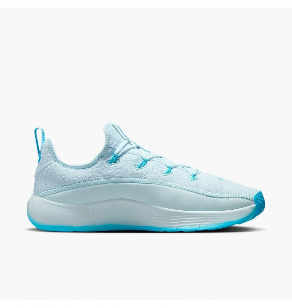Кросівки чоловічі Nike Lebron Tr 1 FJ6151-400