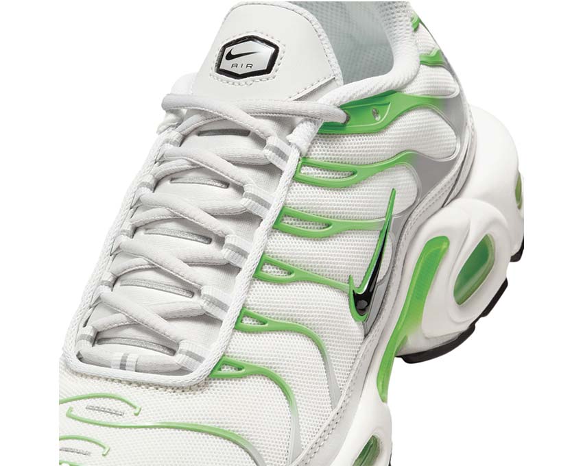 Кросівки Nike Air Max Plus DZ3671-001_image_3