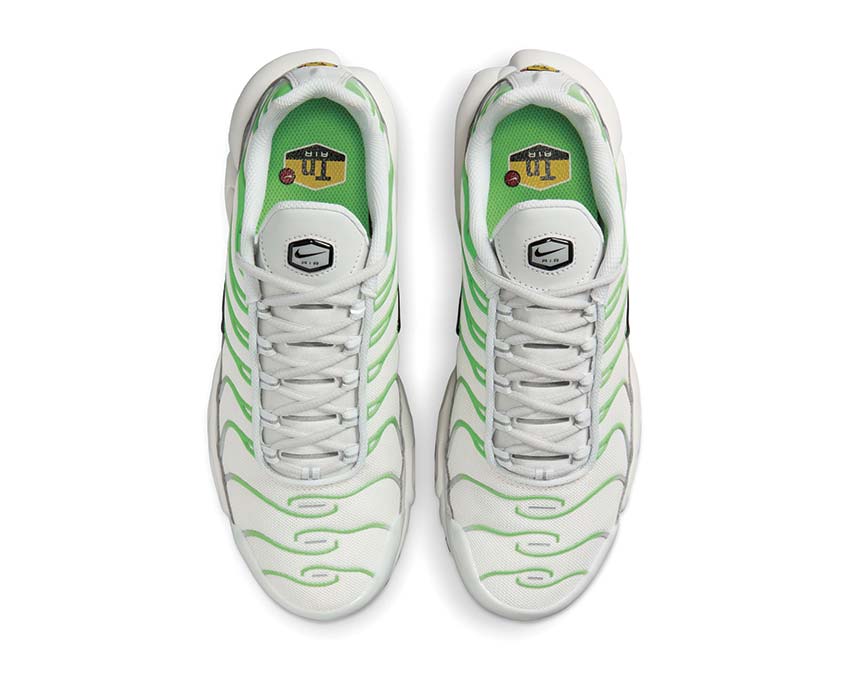 Кросівки Nike Air Max Plus DZ3671-001_image_6