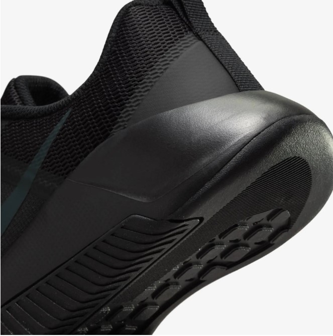 Чоловічі кросівки Nike M Mc Trainer 3 FQ1831-003_image_5