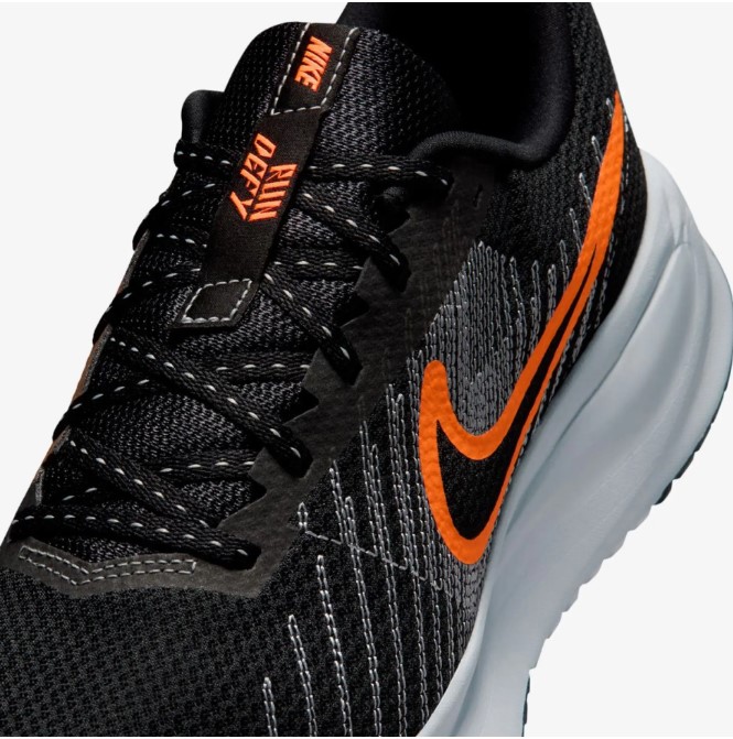 Чоловічі кросівки Nike Run Defy HM9594-011_image_4
