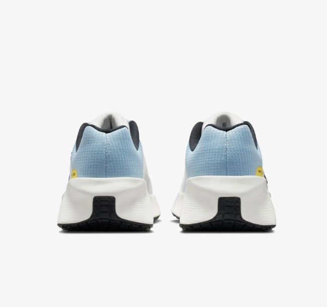 Жіночі кросівки Nike W Metro Tek HQ2312-102_image_4