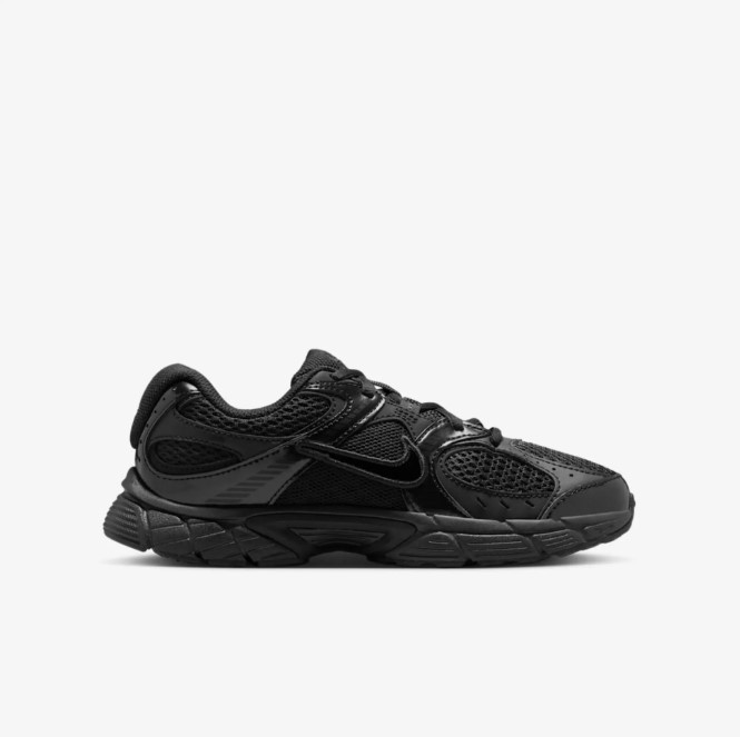 Дитячі кросівки Nike V5 Rnr HQ6411-002