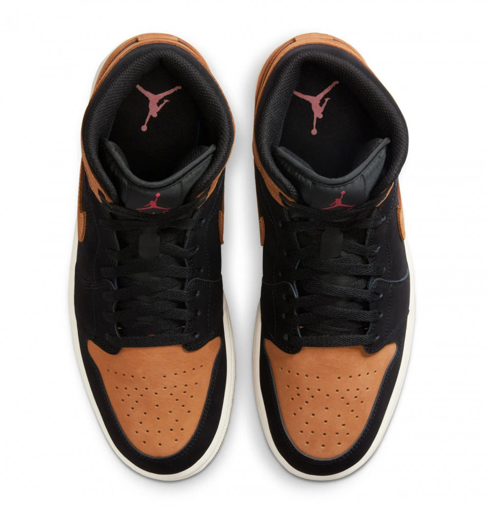 Кросівки чоловічі Air Jordan Mid Se HV4091-002