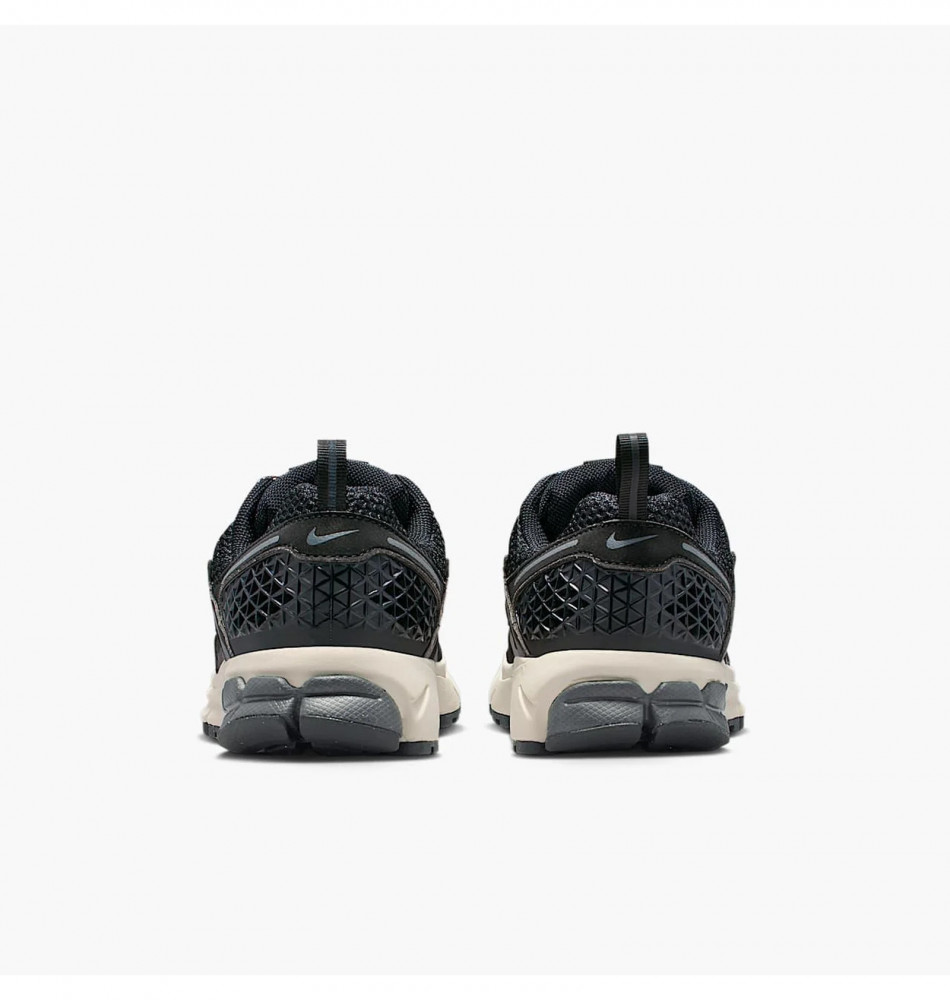 Кросівки Nike Vomero 5 IB5853-001_image_8
