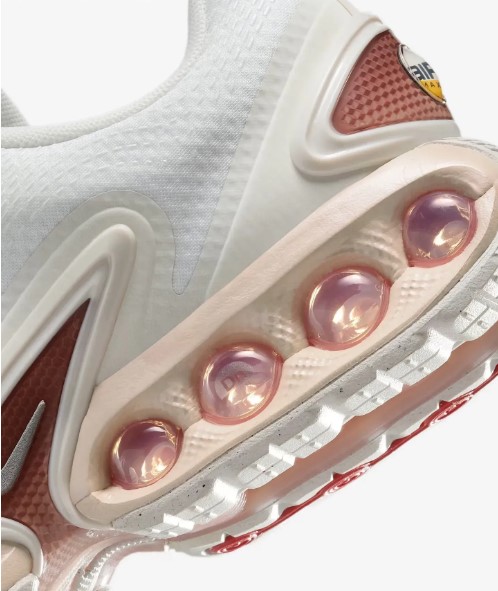 Кросівки жіночі Nike Wmns Air Max Dn Tech IH0284-100_image_4