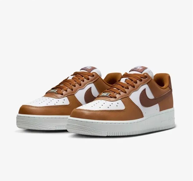 Кросівки жіночі Nike Air Force 1 07 IM6364-200_image_4