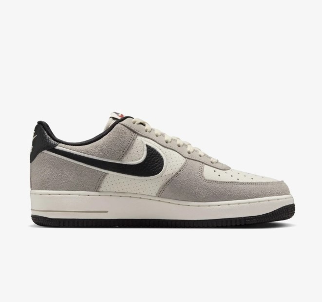 Чоловічі кросівки Nike Air Force 1 07 Lv8 IO2077-030