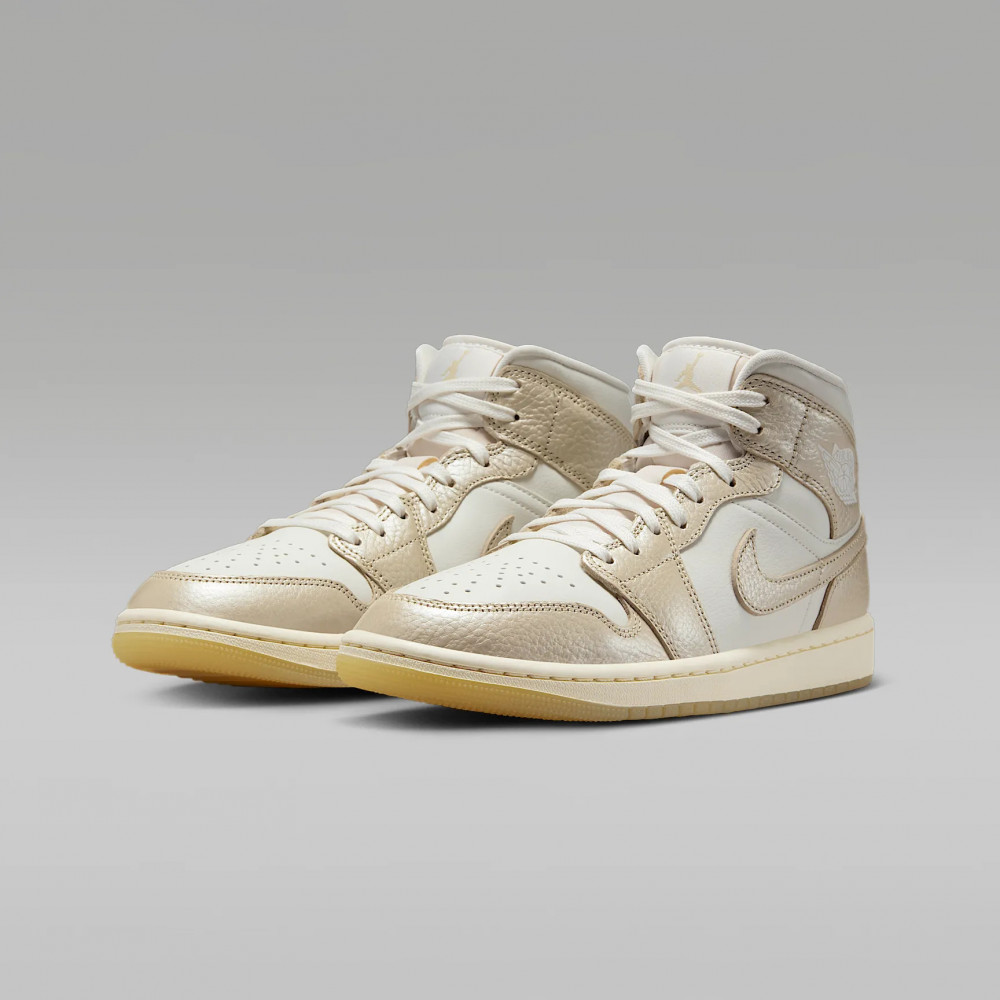 Кросівки жіночі Air Jordan 1 Mid Se HV5159-100_image_7