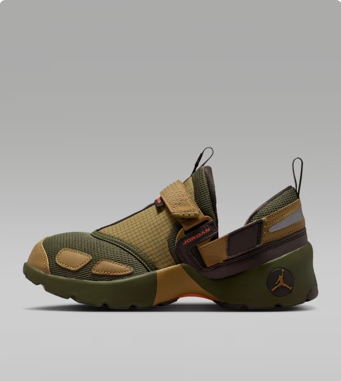 Жіночі кросівки Jordan Trunner LX IO4190-300_image_3