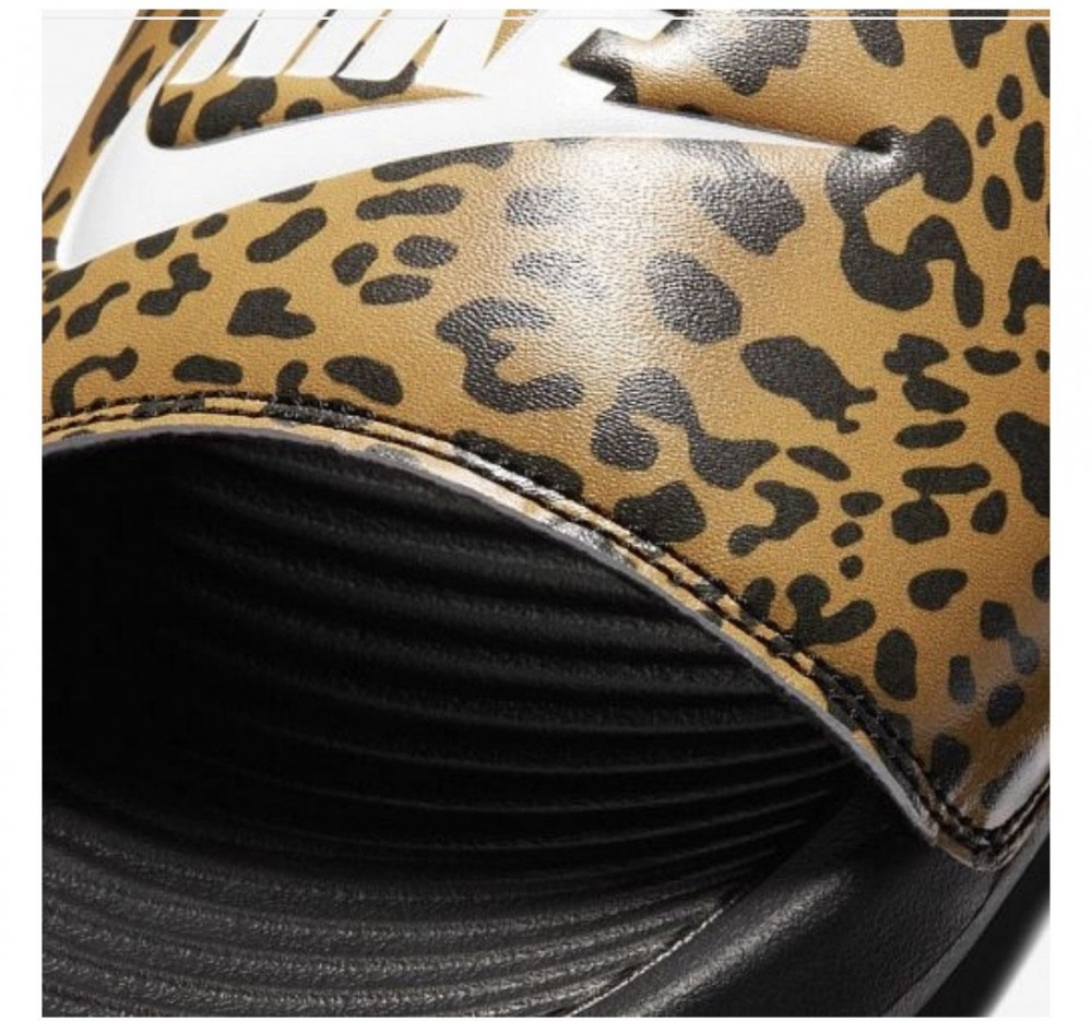 Шлепанци Nike W Victori One Slide Print CN9676-700_image_4