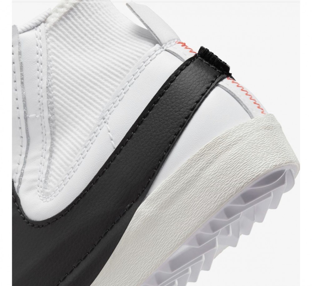 Женские кроссовки Nike W Blazer Mid DQ1471-100_image_7