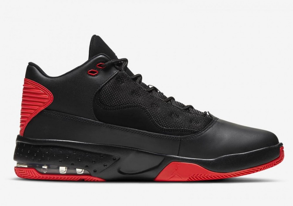 Чоловічі кросівки Jordan Max Aura 2 CK6636-060
