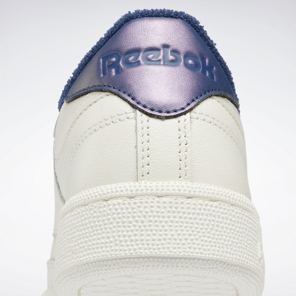 Жіночі кросівки Reebok Classic Leather GX1129_image_5