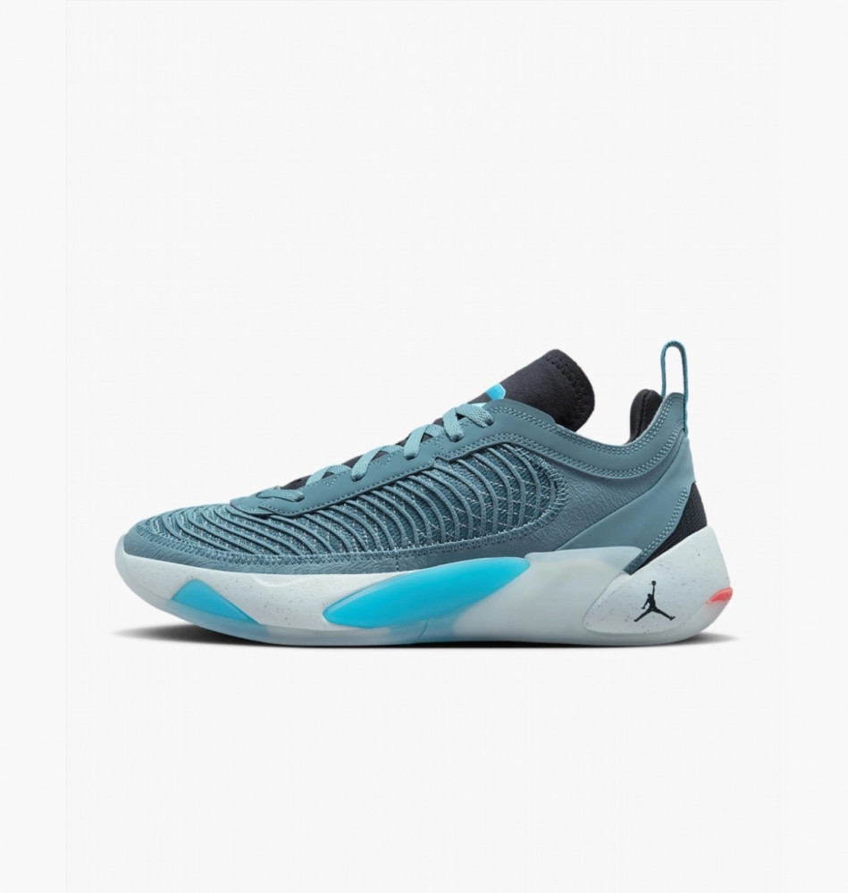 Кросівки чоловічі Air Jordan Luka 1 „Next Nature” DR9830-400