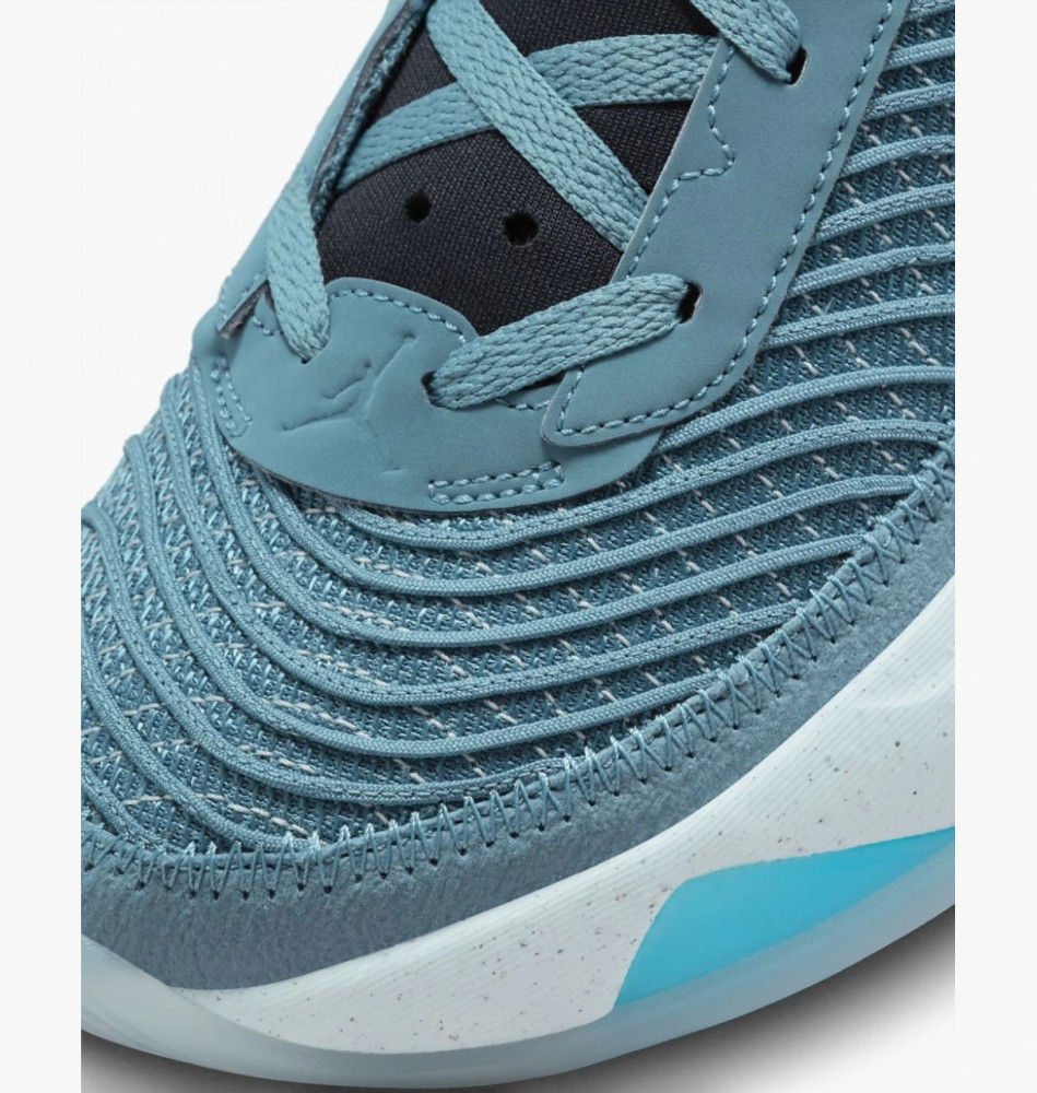 Кросівки чоловічі Air Jordan Luka 1 „Next Nature” DR9830-400_image_3