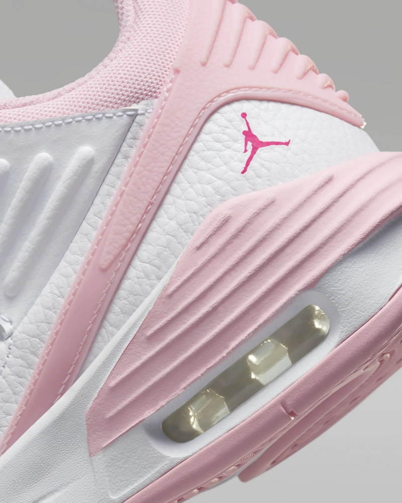 Кросівки Жіночі Jordan Max Aura 5 FD8789-116_image_3