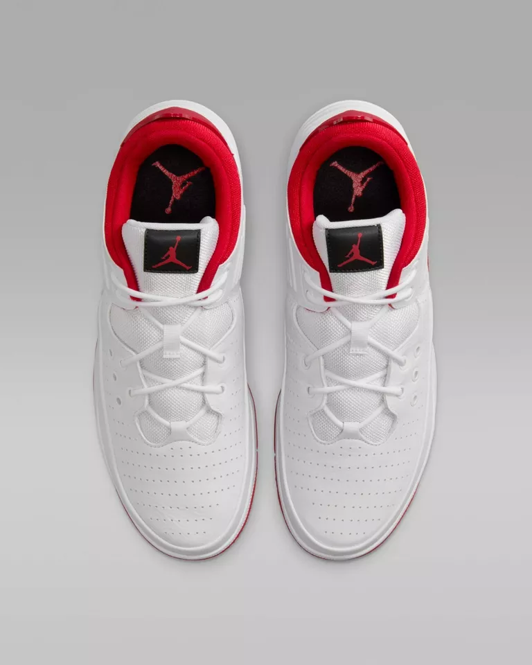 Чоловічі кросівки Nike Jordan Max Aura 5 DZ4353-106_image_3