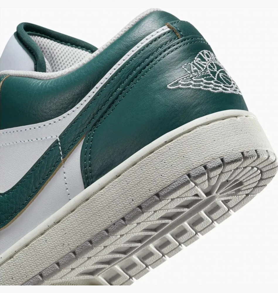 Кросівки чоловічі Air Jordan 1 Low Se FQ7687-300_image_6