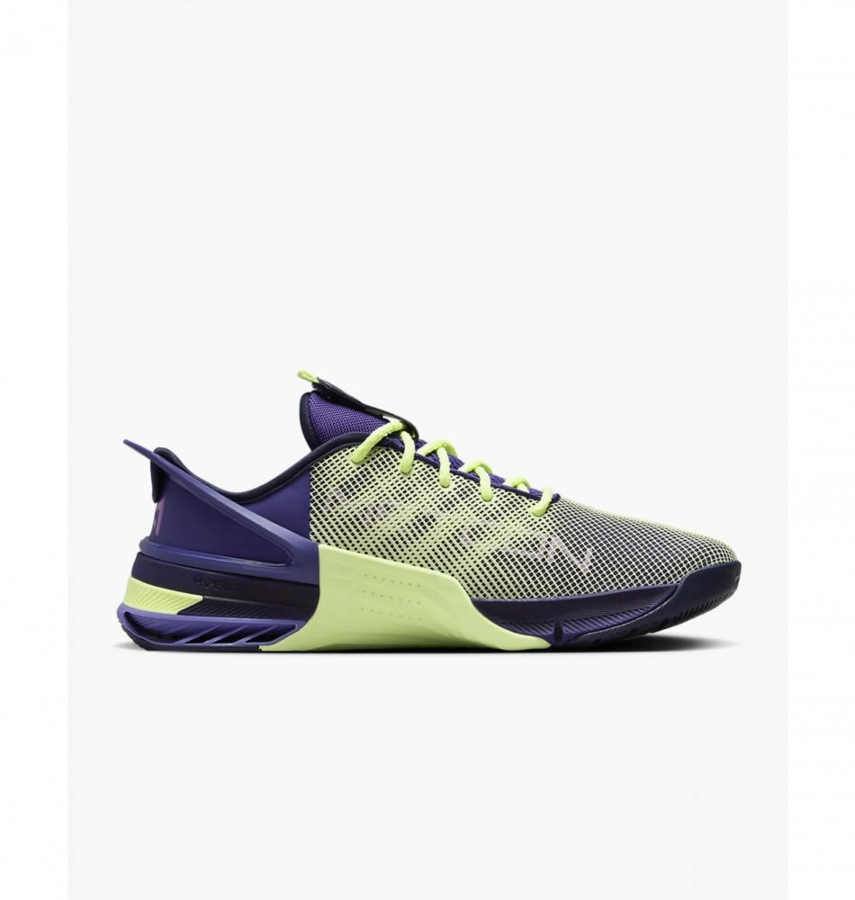 Кросівки чоловічі Nike Metcon 8 Flyease Amp Fd0457-500