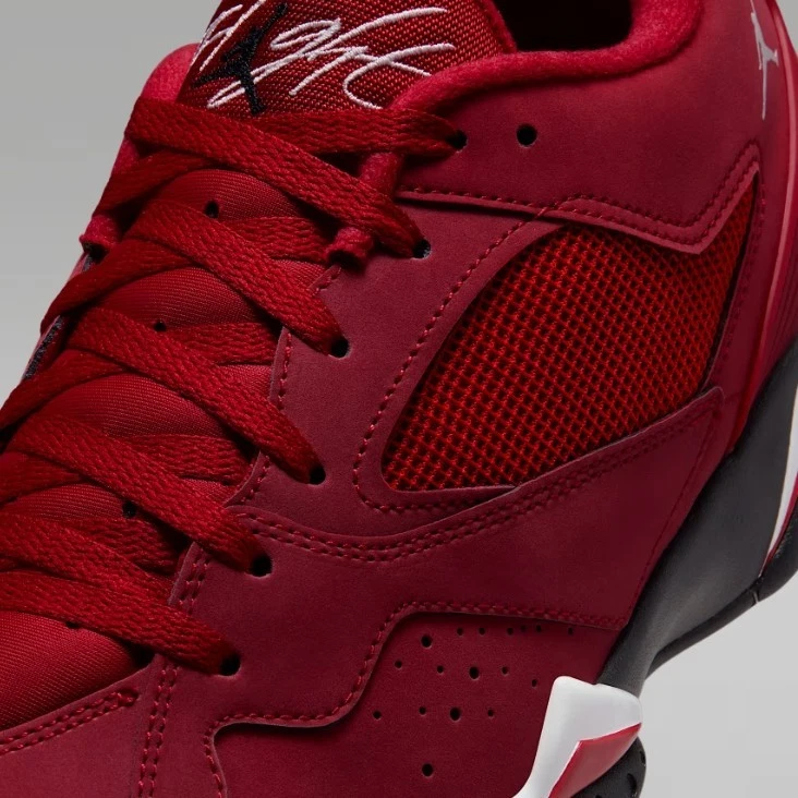 Чоловічі кросівки Nike Air Jordan MVP 92 HQ3950-600_image_5