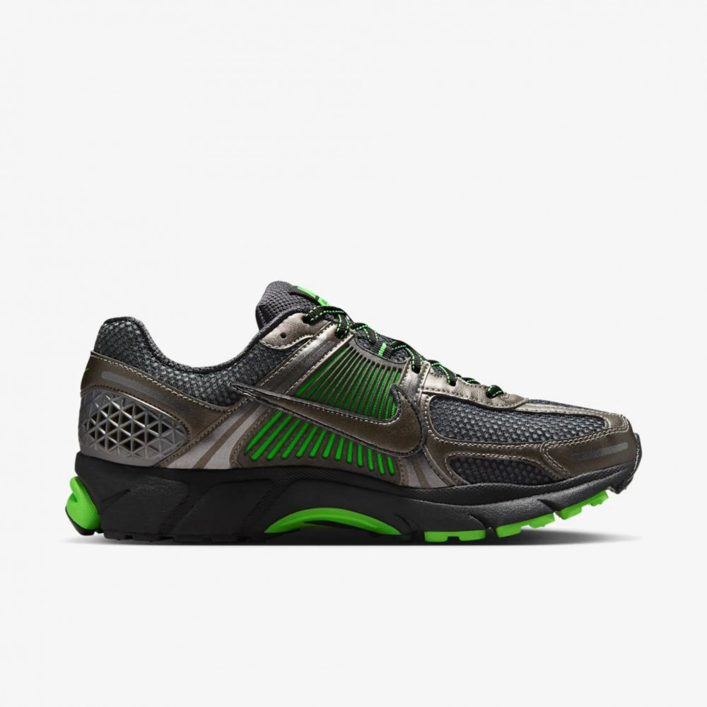 Кросівки Nike Zoom Vomero 5 IB2988-001