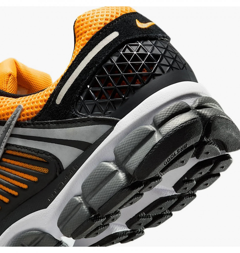Кросівки чоловічі Nike Zoom Vomero 5 IF6211-700_image_10