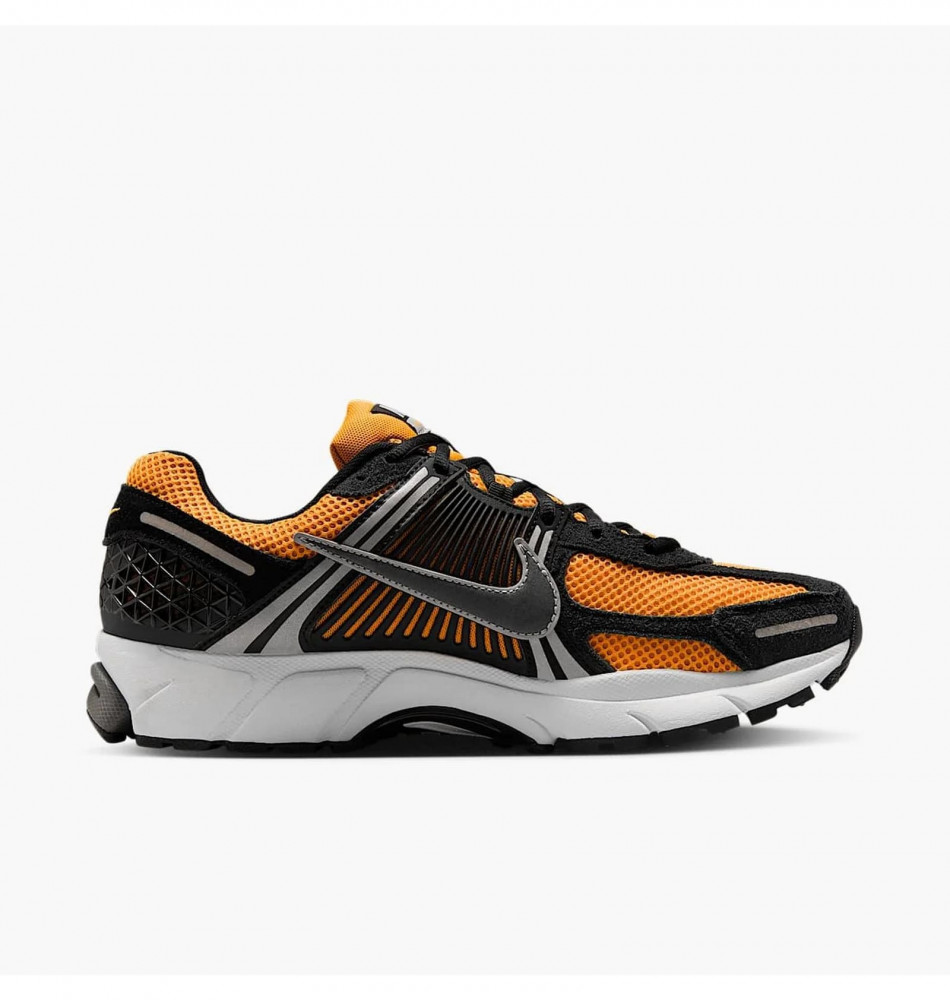 Кросівки чоловічі Nike Zoom Vomero 5 IF6211-700