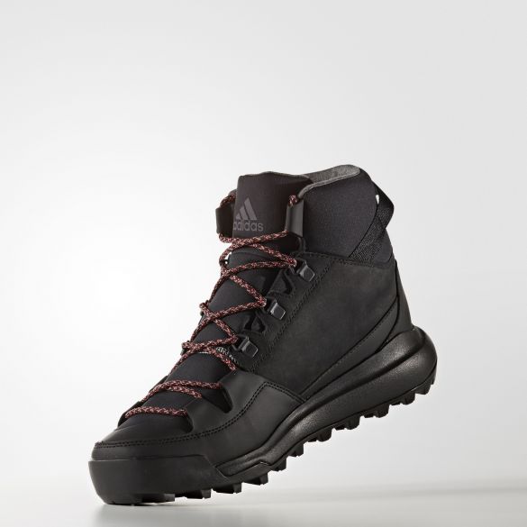 Чоловічі черевики Adidas Winterpitch AQ6571