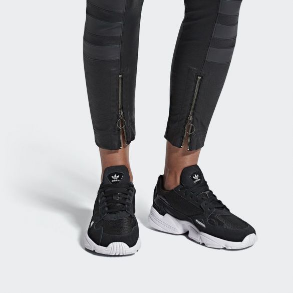 Жіночі кросівки Adidas Falcon B28129_image_7