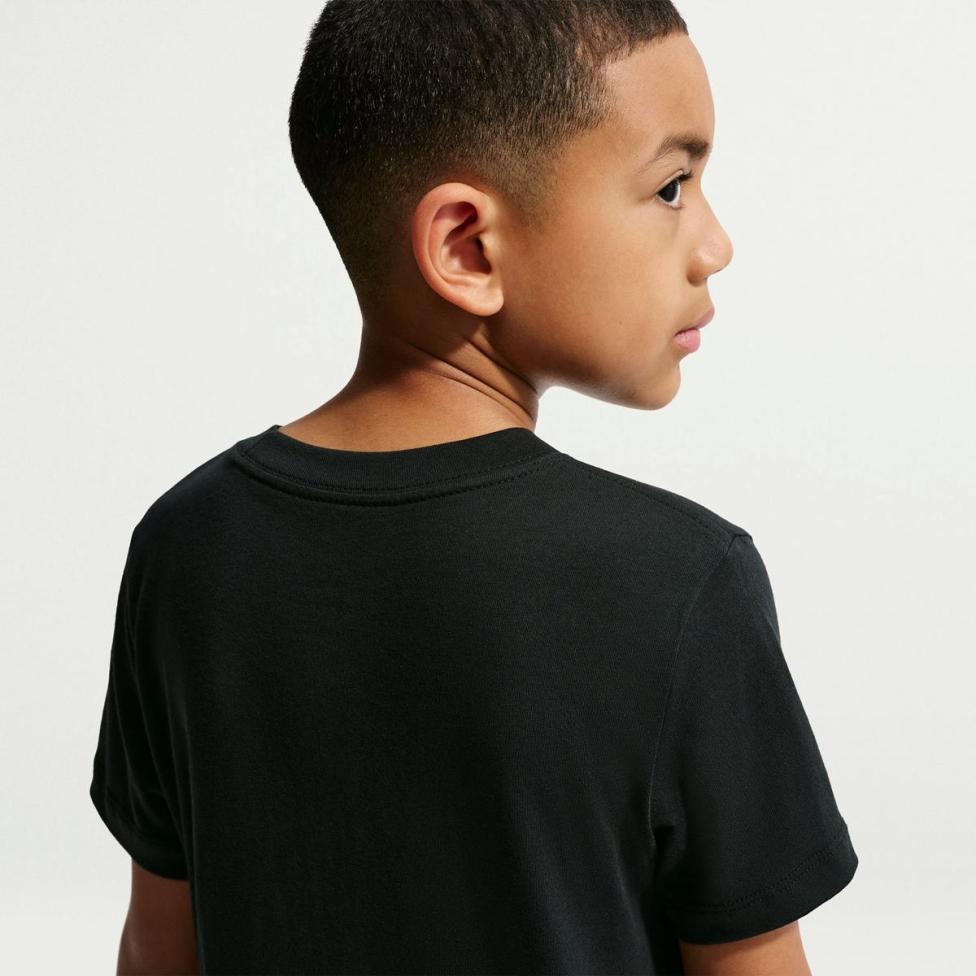 Дитяча футболка NIKE K NSW TEE FEEL THE TEAM IO2000-010