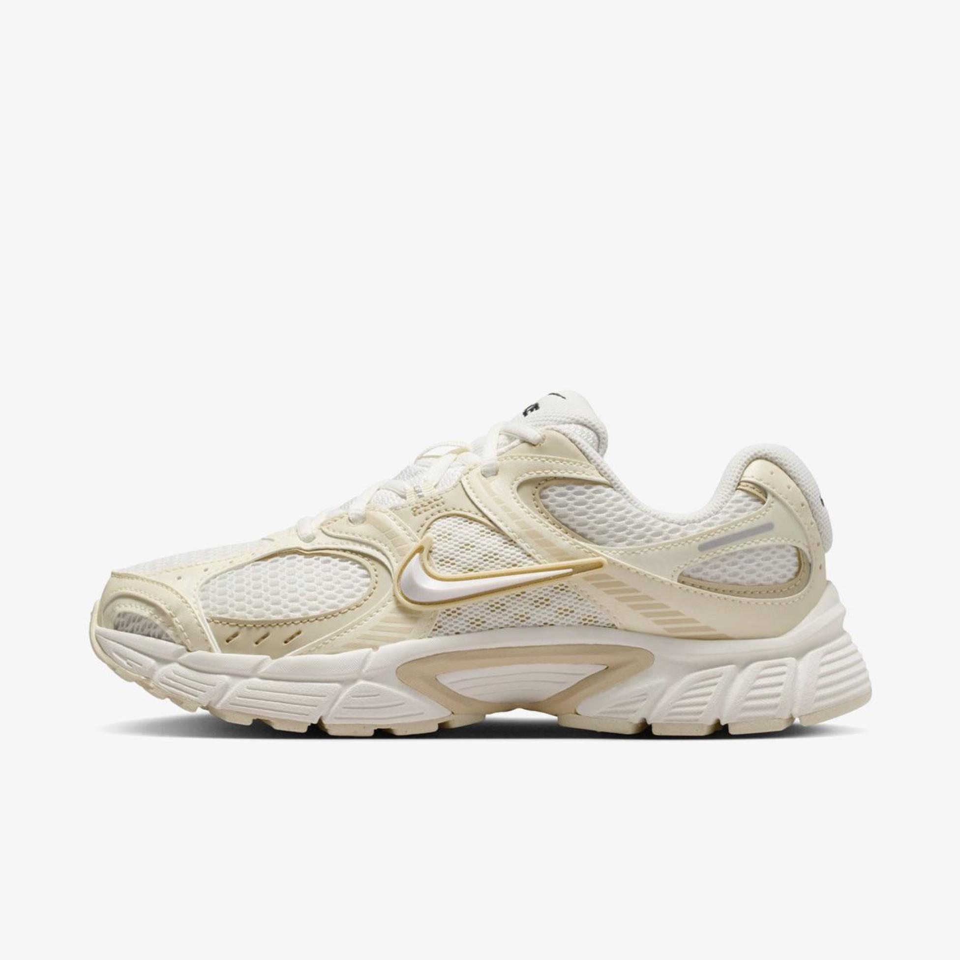 Жіночі кросівки NIKE W V5 RNR SE IO0464-101