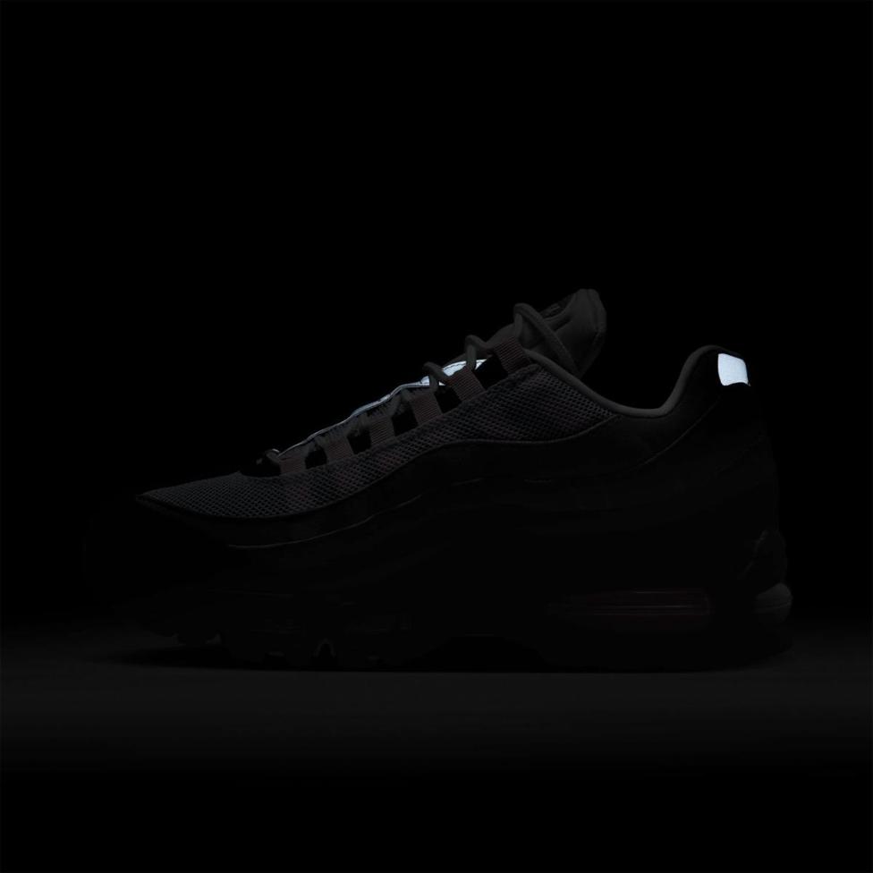 Женские кроссовки NIKE W AIR MAX 95 BIG BUBBLE HJ5996-001_image_11