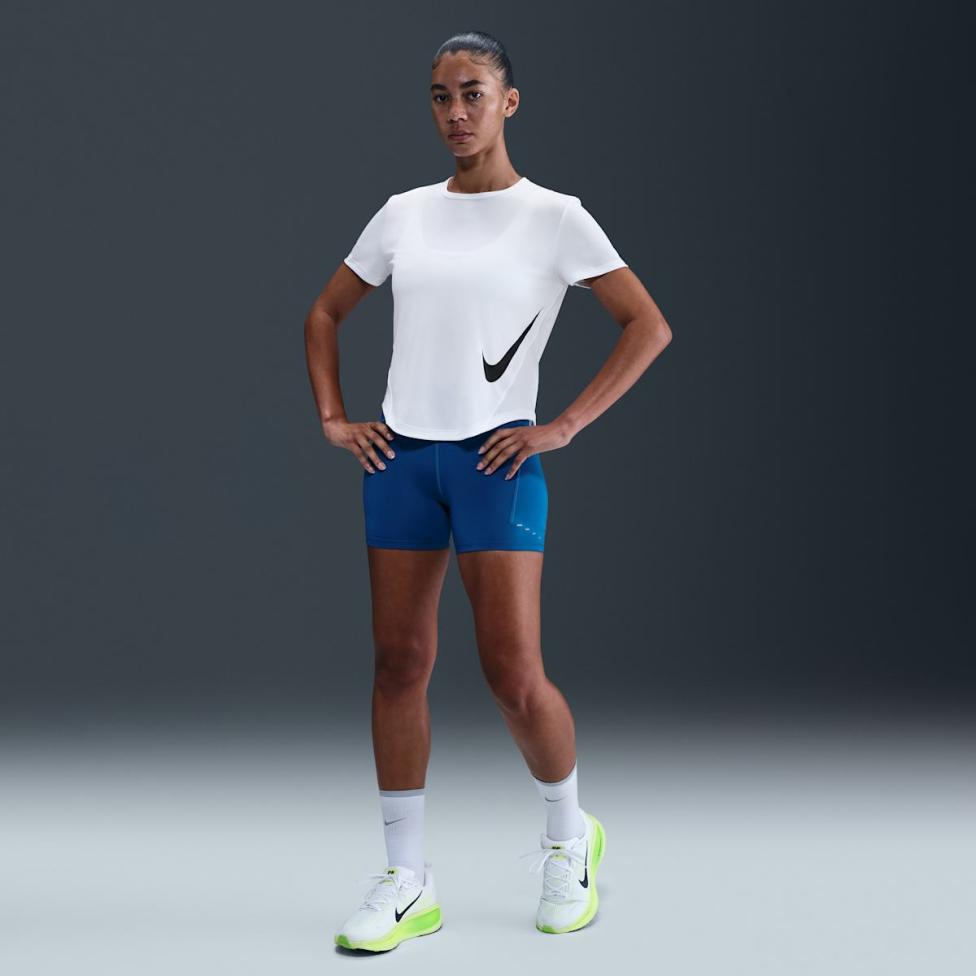 Жіноча футболка NIKE W NK TEMPO SWSH HBR DF SS TOP HV2772-100_image_3