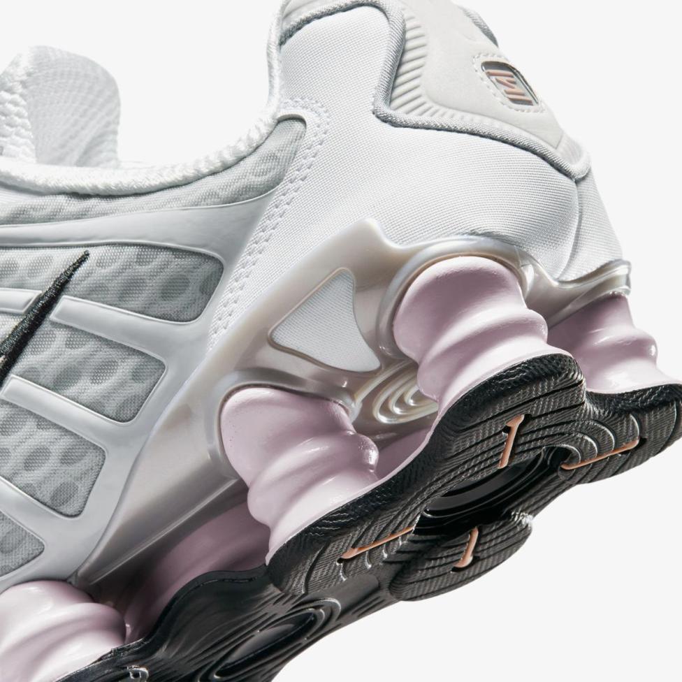 Женские кроссовки NIKE W SHOX TL IU7553-054_image_8