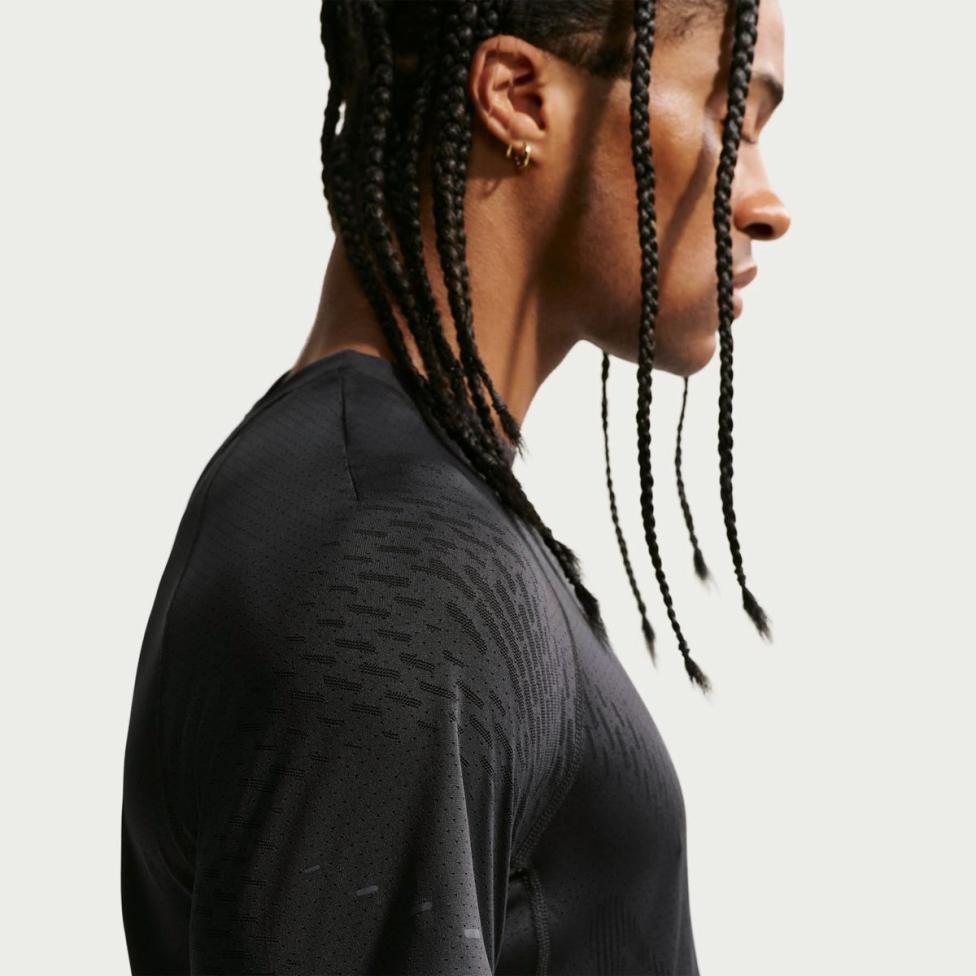Чоловіча футболка NIKE M NK DFADV STRIDE NVLTY SS TOP IF2088-010