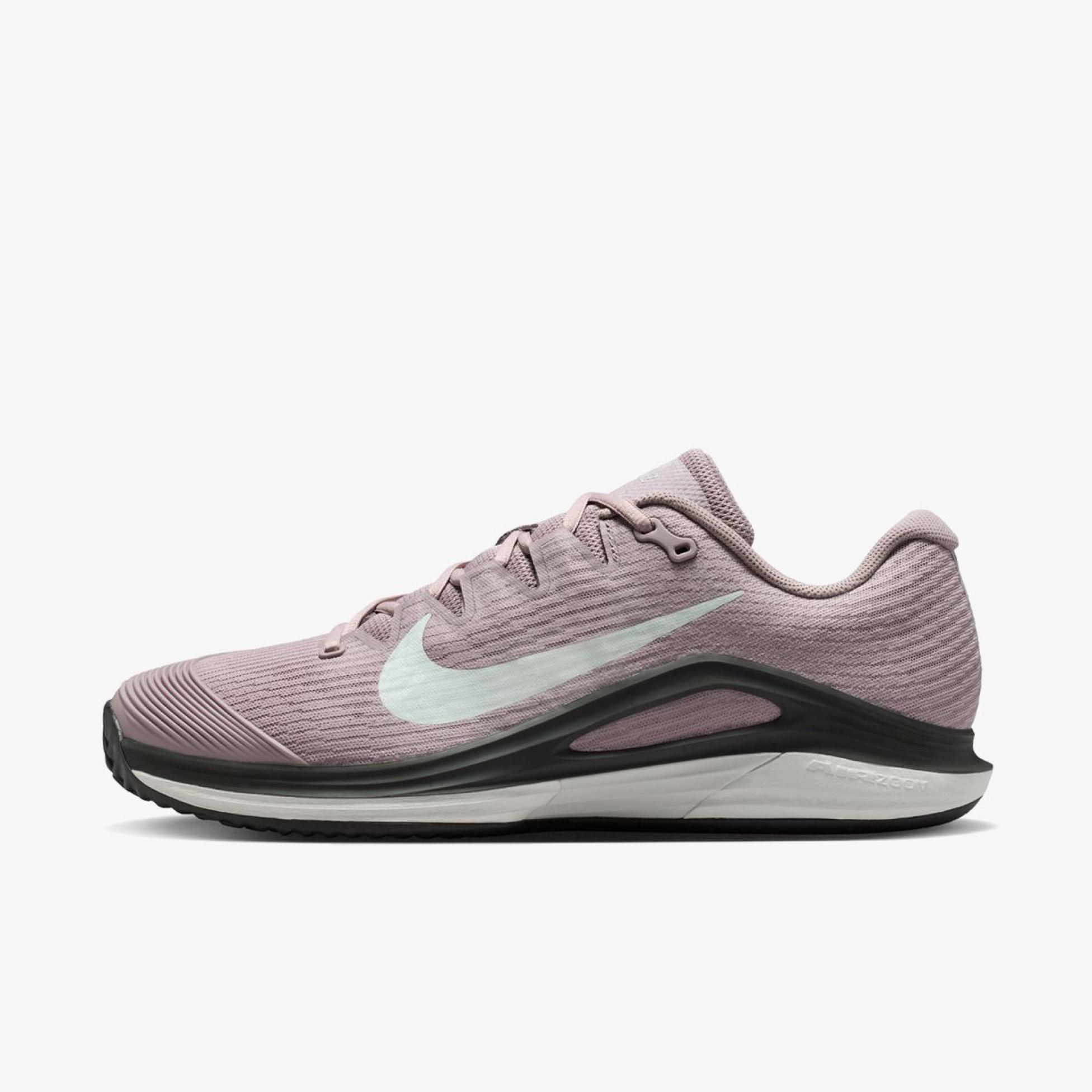 Мужские кроссовки NIKE M ZOOM VAPOR 12 CLY PRM HV1469-200