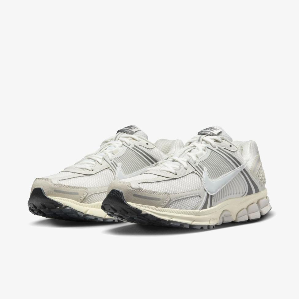 Чоловічі кросівки NIKE ZOOM VOMERO 5 HF0731-007_image_5